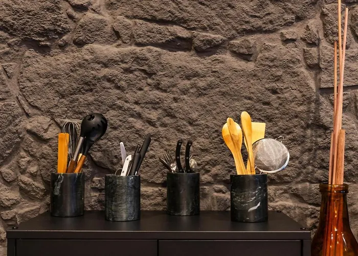 Luxury Oasis In Bonfim By Lovelystay